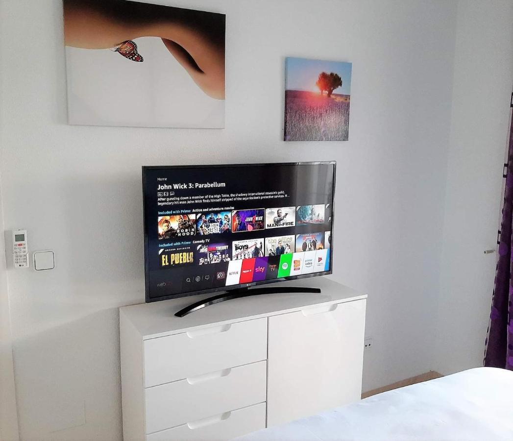 Fabulous 2 Bed 2 Bath Apartment ! Вильямартин Экстерьер фото